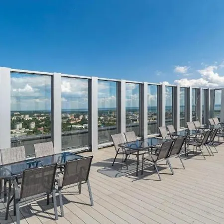 Hanza Tower Luxury - 24 Sauna & Jacuzii & Pool Estetino